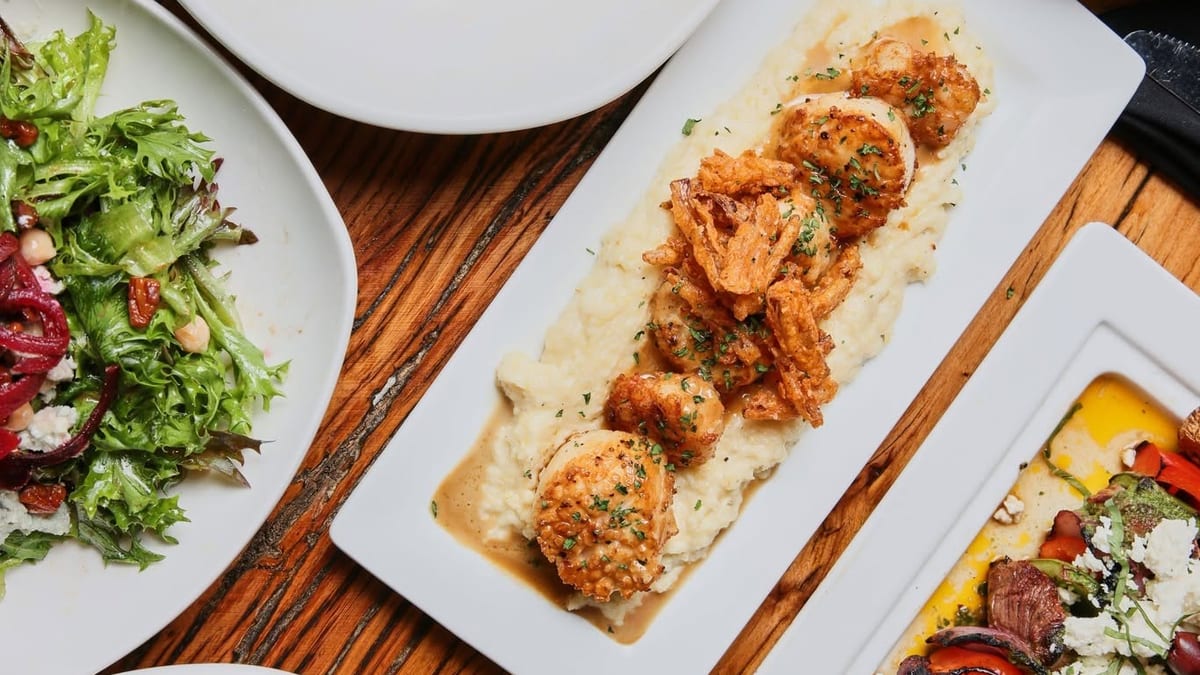 Lunch and brunch menus