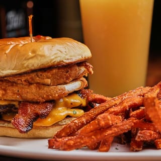 Smoked Bacon & Cheddar Burger